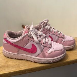 Kids pink dunk’s